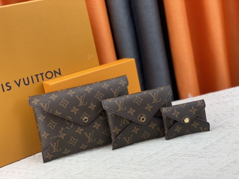 Louis Vuitton Clutch Bags